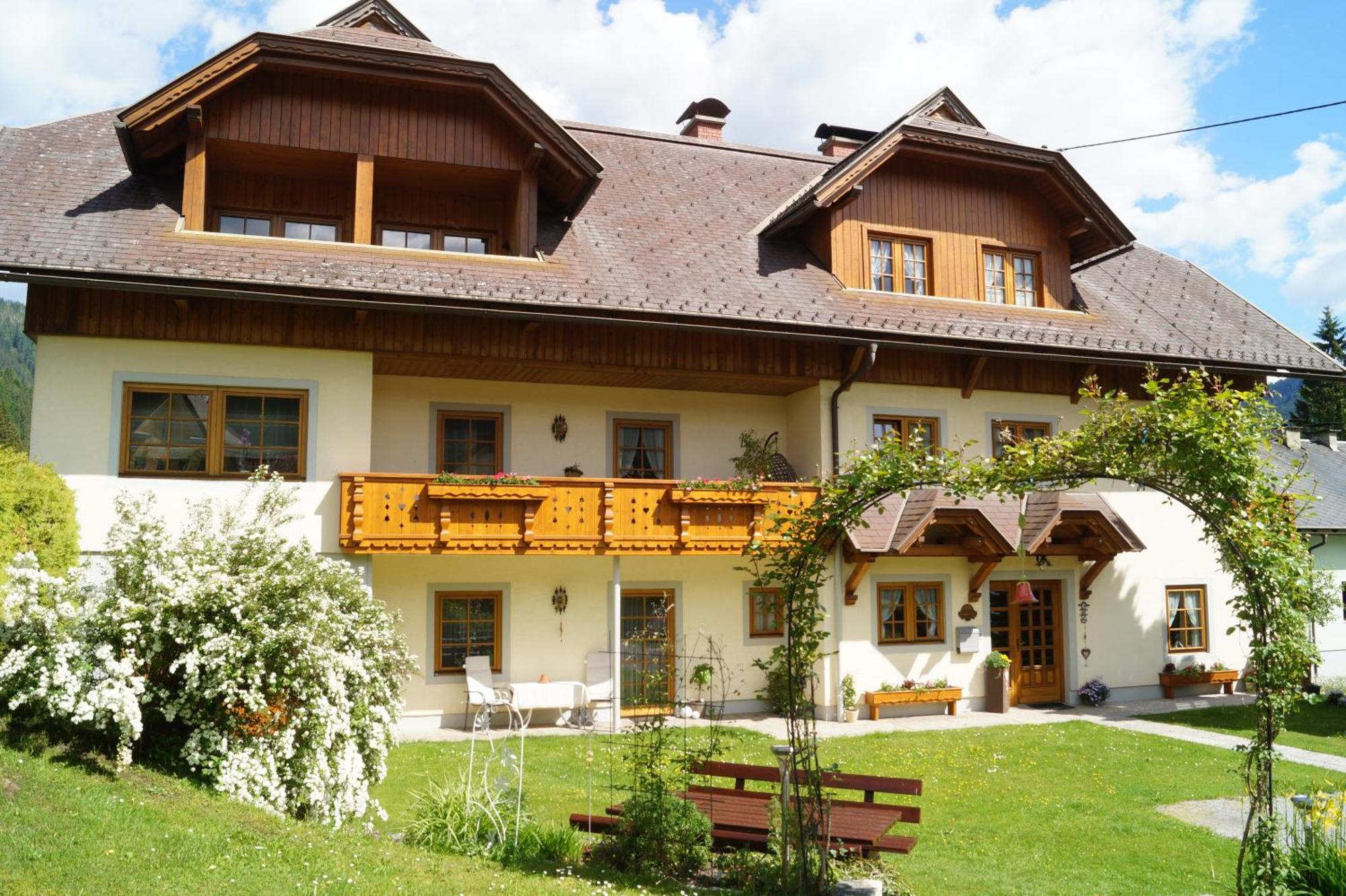 Apartment Gaestehaus Wastian Weissbriach Exterior foto